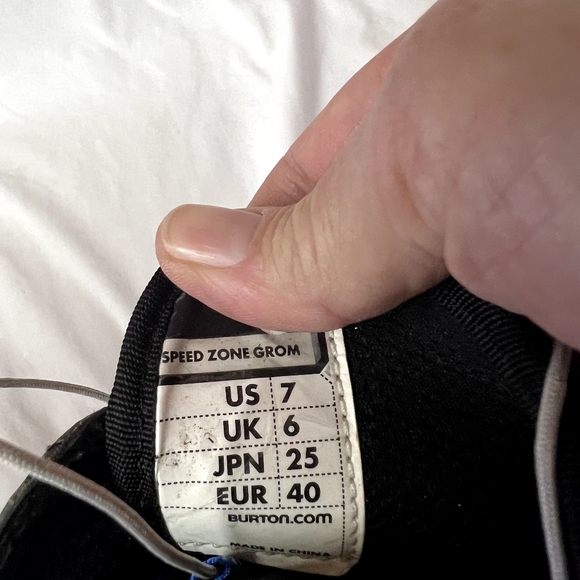 Burton Snowboard Boots Size 7 - Picture 2 of 16